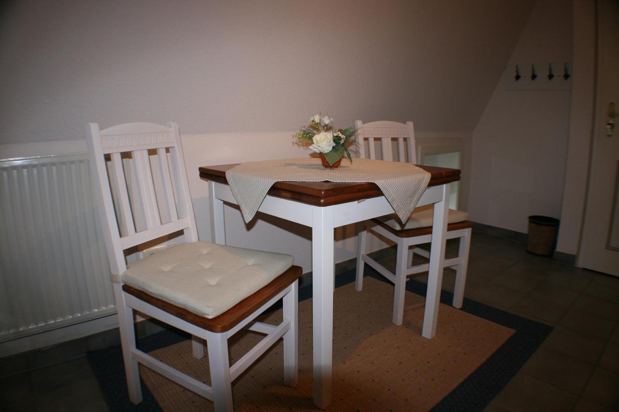 Ferienwohnungen Im Hotel Garni Zur Post Utersum ห้อง รูปภาพ